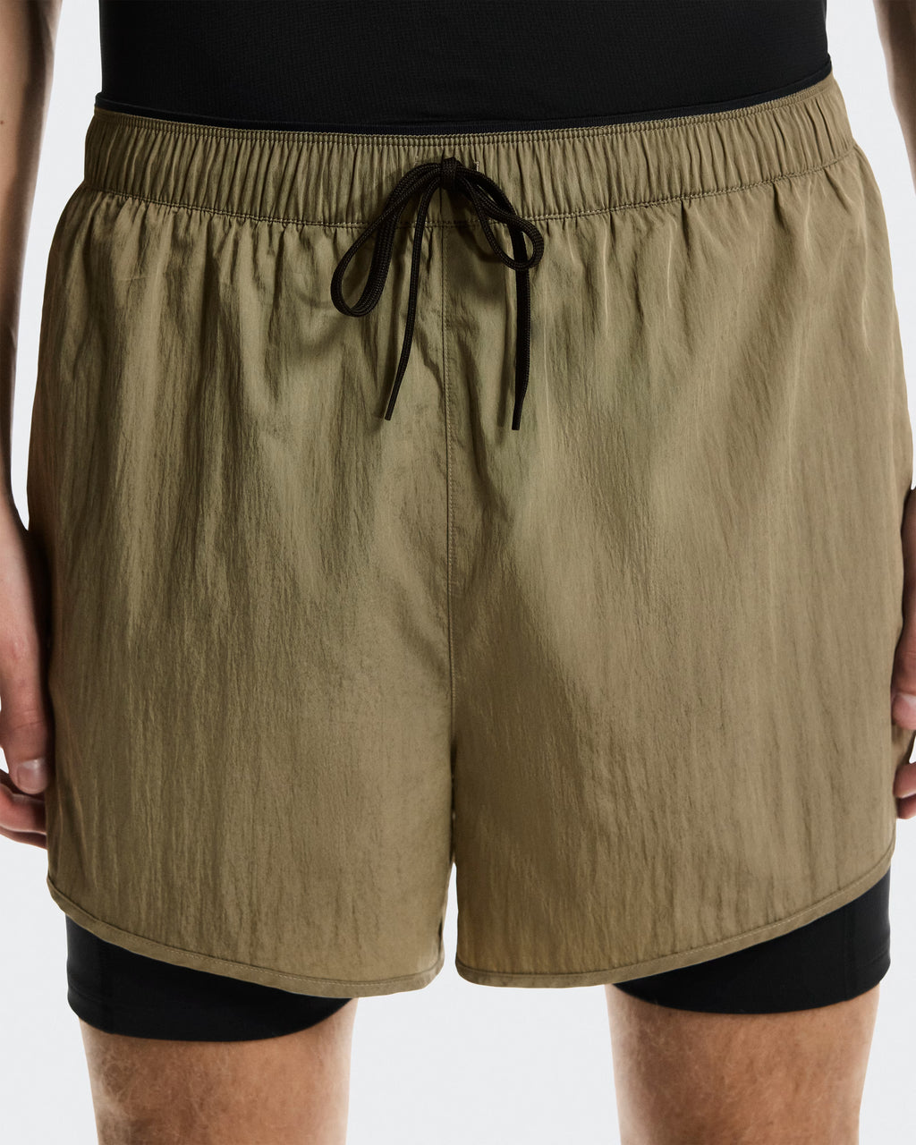 On - Performance Volt Shorts Safari Men