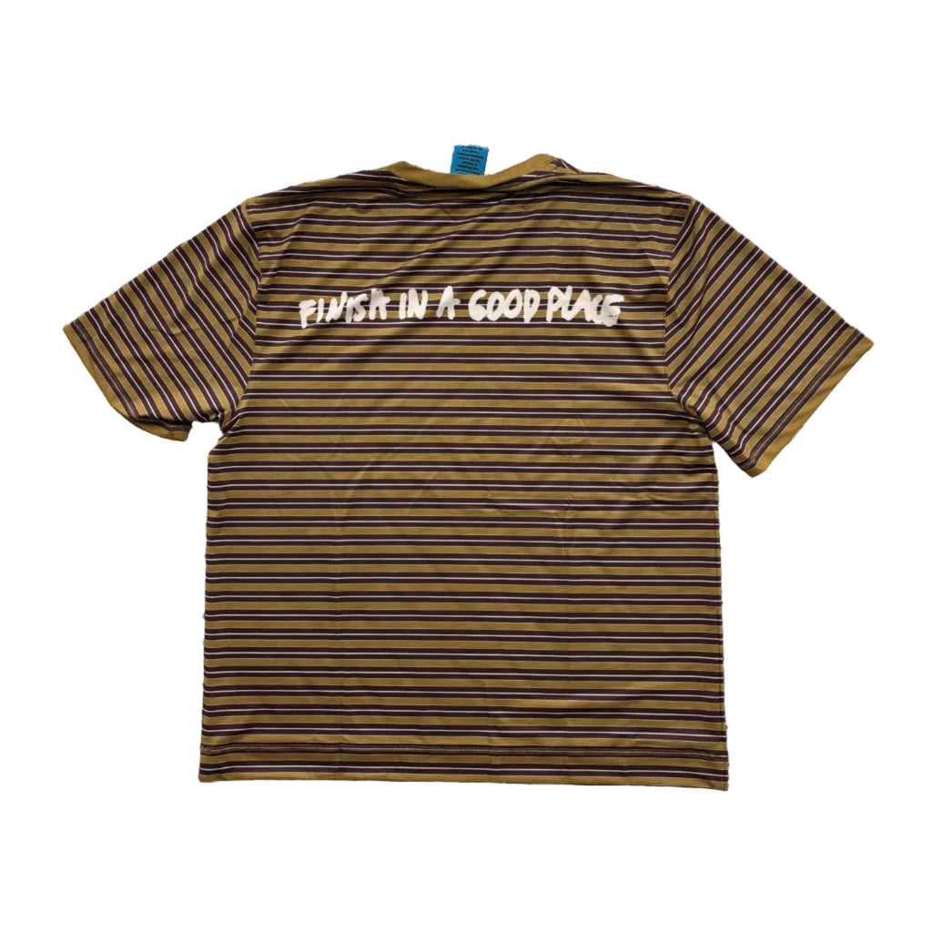UNNA - Wavy Tee Strip Mud Gold Unisex
