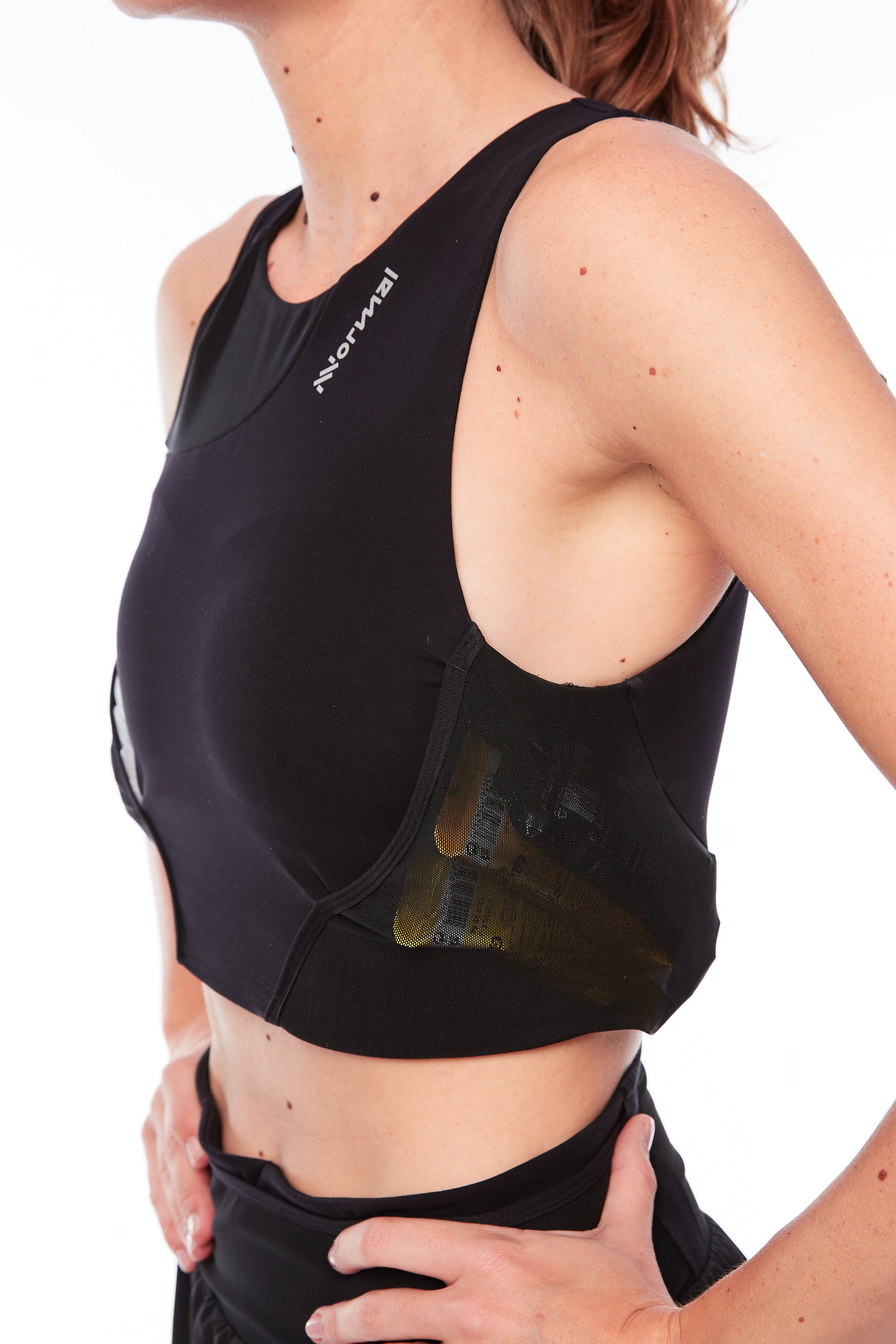 Nnormal Trail Cropped Top W Black