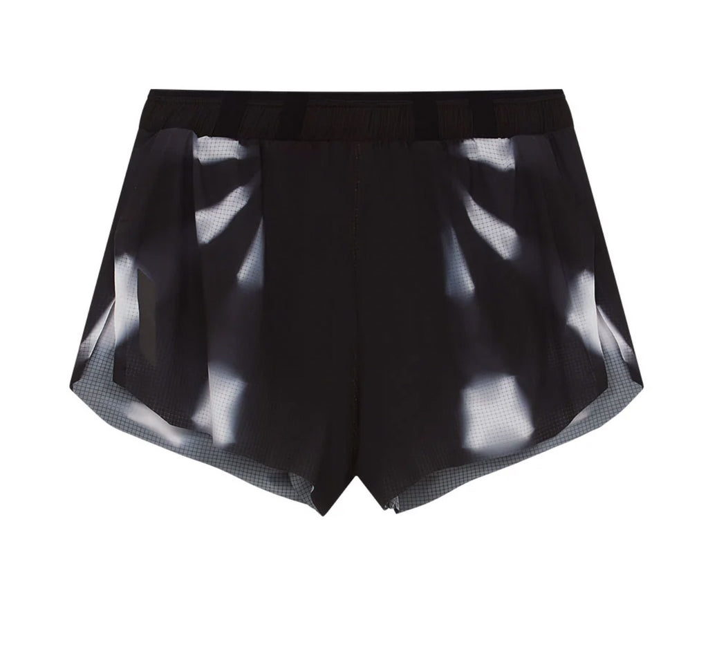 Soar - Marathon Shorts Black/White Kaleidoscope