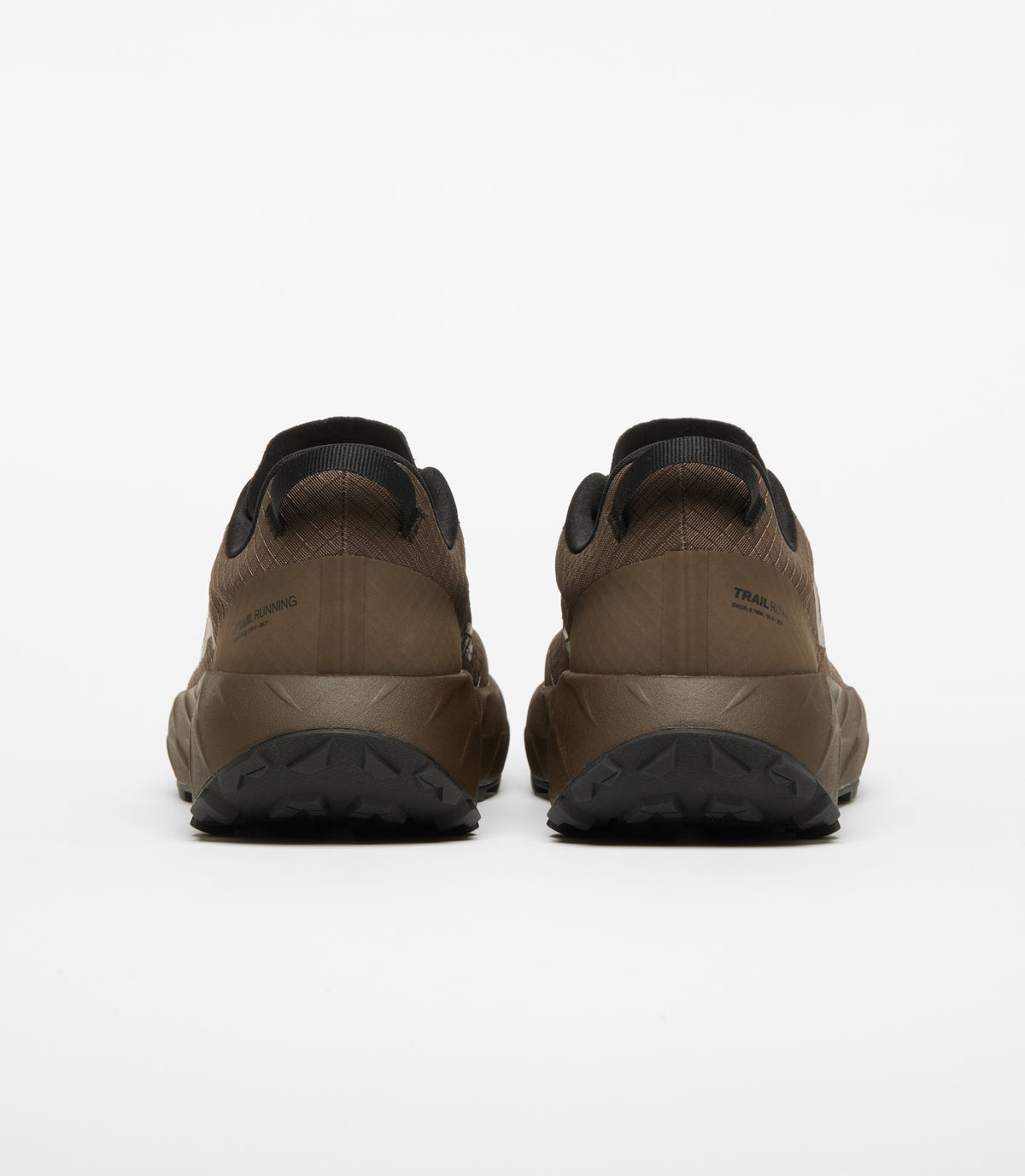 Veja - Harpie Trail Aeroshell Eagle Black