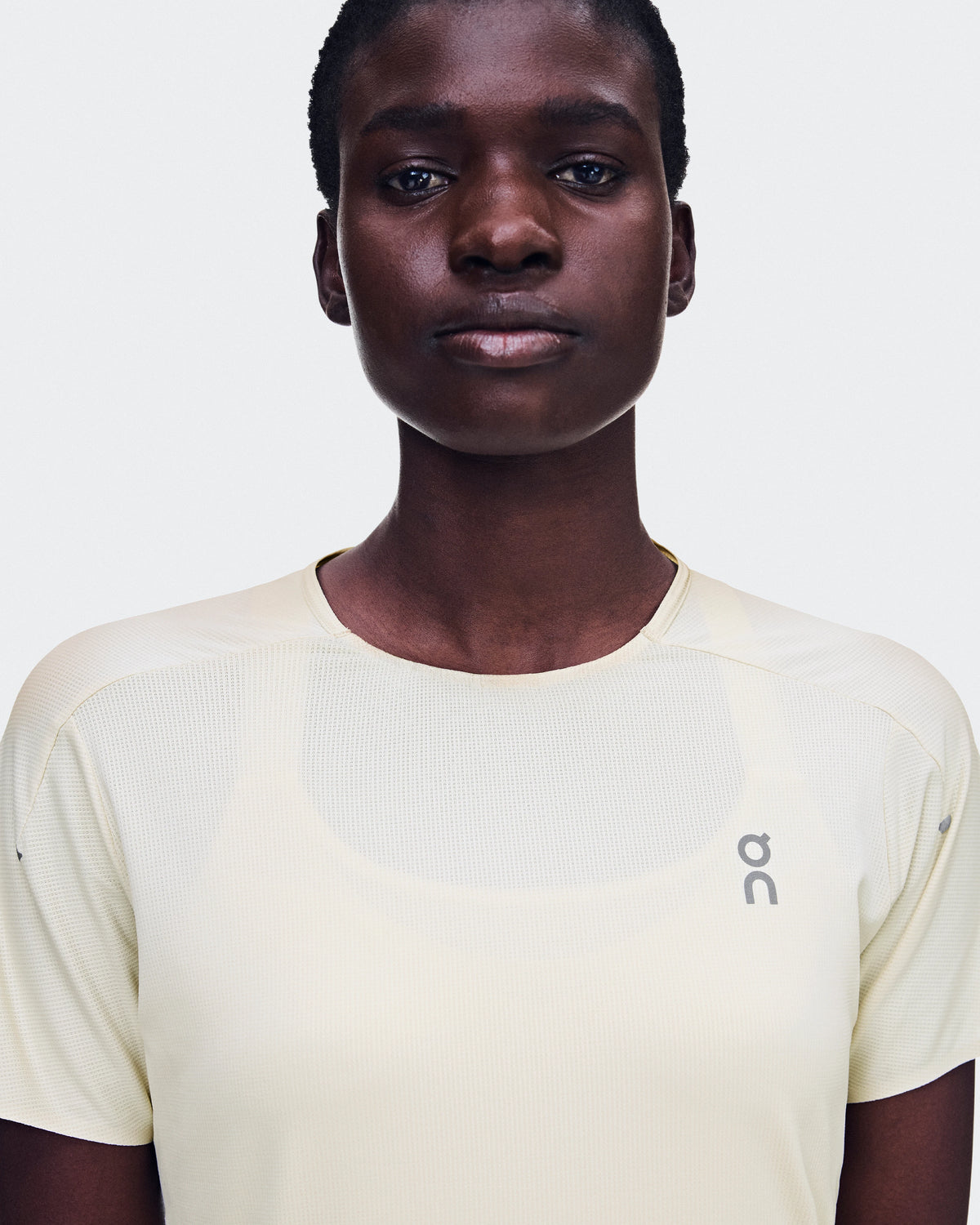 On - Performance-T Hare | Brume Woman